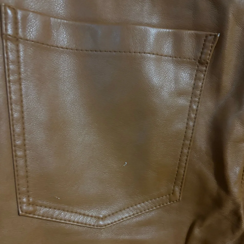 7 For All Mankind Vegan Leather Straight Leg Jeans - Picture 3 of 6